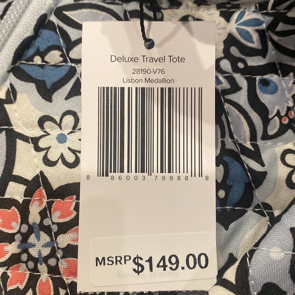 Vera Bradley Tote - Picture 2 of 3